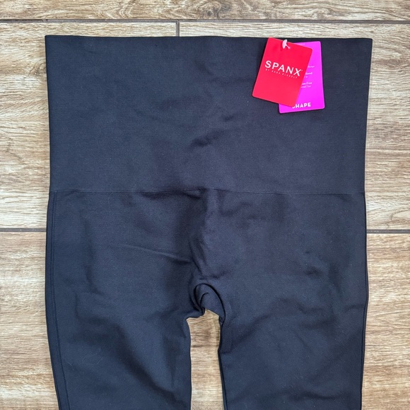 Spanx Look at Me Now High-Waisted Seamless Leggings Size 1X NWT! Black Pants - Picture 4 of 16